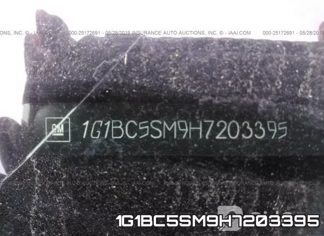 1G1BC5SM9H7203395_9.webp