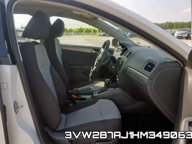3VW2B7AJ1HM349063_5.webp