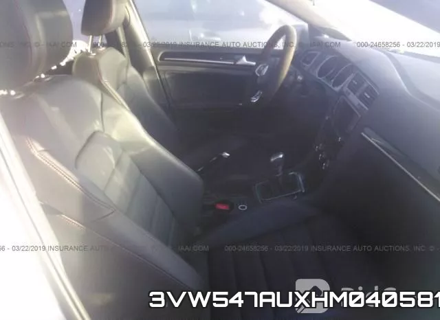 3VW547AUXHM040581_5.webp