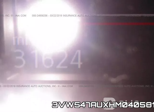 3VW547AUXHM040581_7.webp