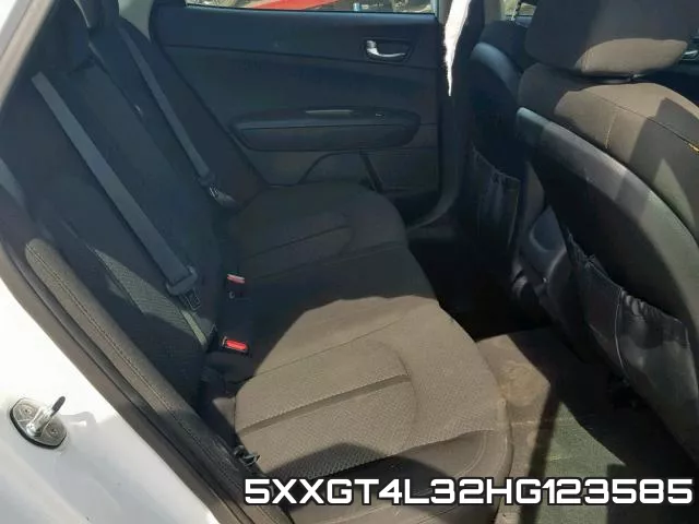 5XXGT4L32HG123585_6.webp