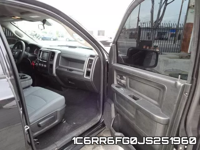 1C6RR6FG0JS251960_9.webp