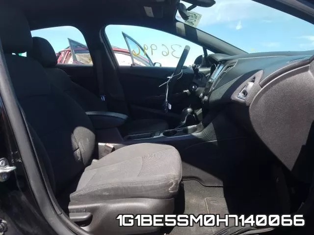 1G1BE5SM0H7140066_5.webp