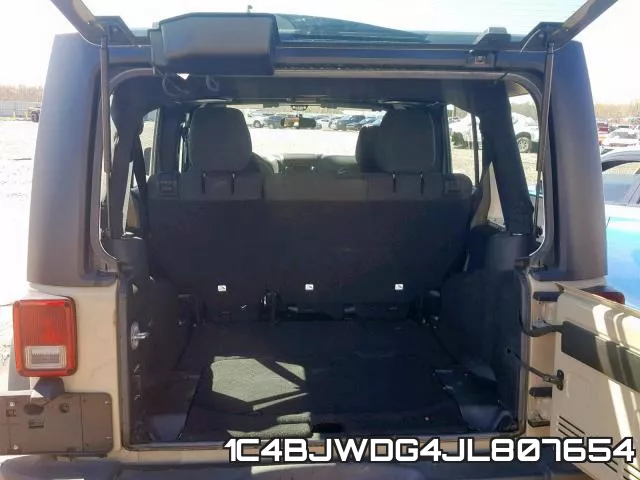 1C4BJWDG4JL807654_9.webp