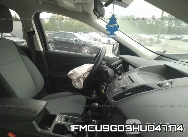 1FMCU9GD3HUD47174_5.webp