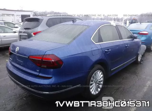 1VWBT7A38HC015371_4.webp