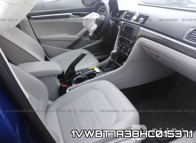 1VWBT7A38HC015371_5.webp