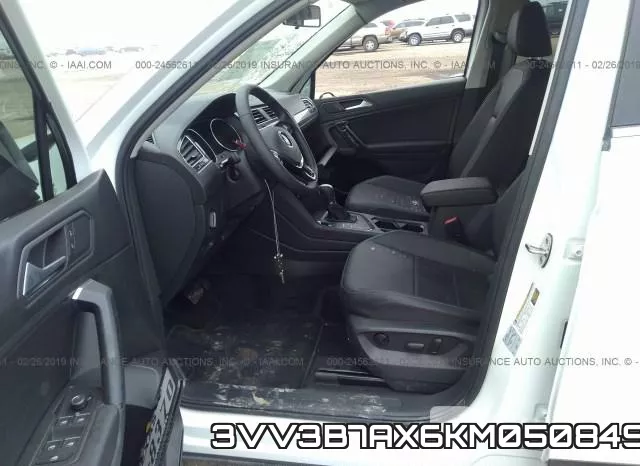 3VV3B7AX6KM050849_5.webp