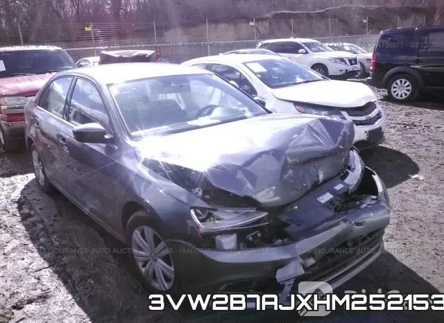 3VW2B7AJXHM252153_1.webp