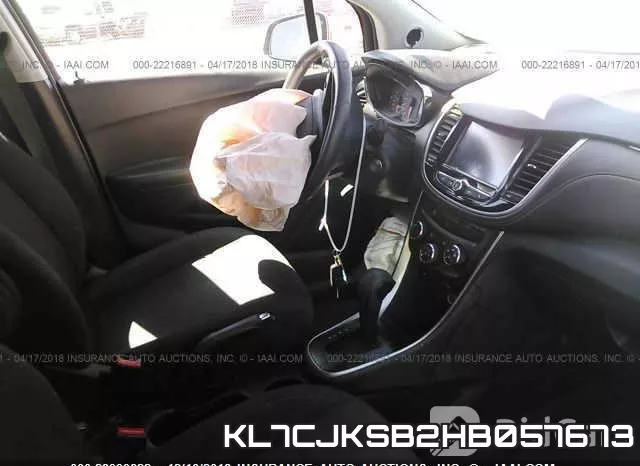 KL7CJKSB2HB057673_5.webp