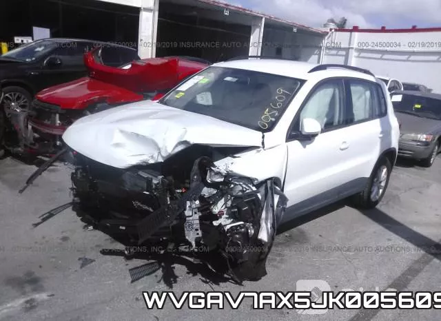 WVGAV7AX5JK005609_2.webp