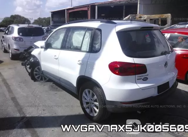 WVGAV7AX5JK005609_3.webp