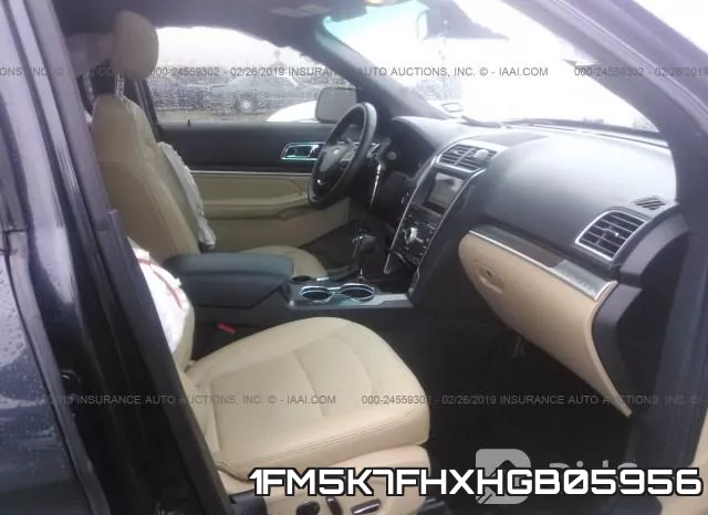 1FM5K7FHXHGB05956_5.webp
