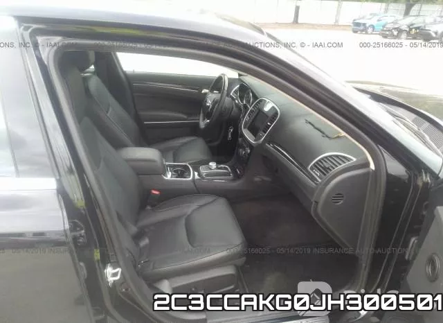 2C3CCAKG0JH300501_5.webp