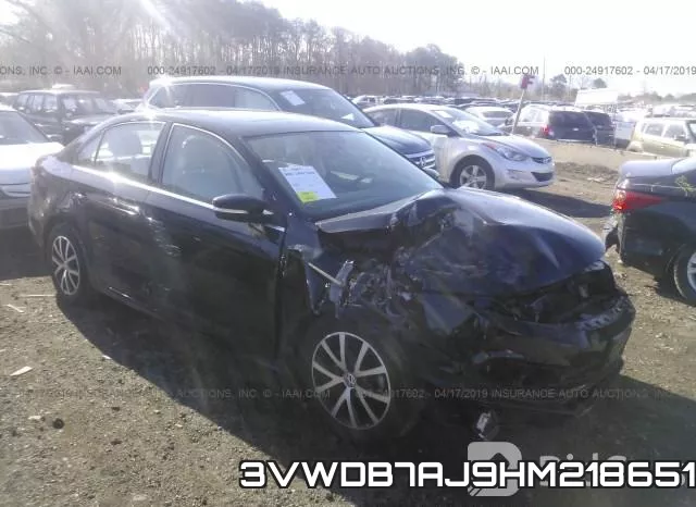 3VWDB7AJ9HM218651_1.webp