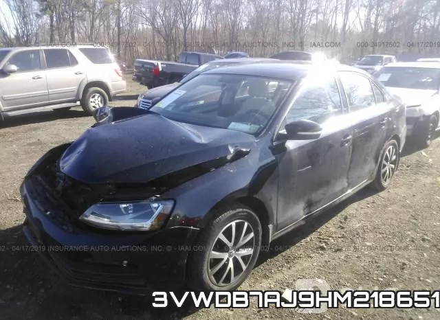 3VWDB7AJ9HM218651_2.webp