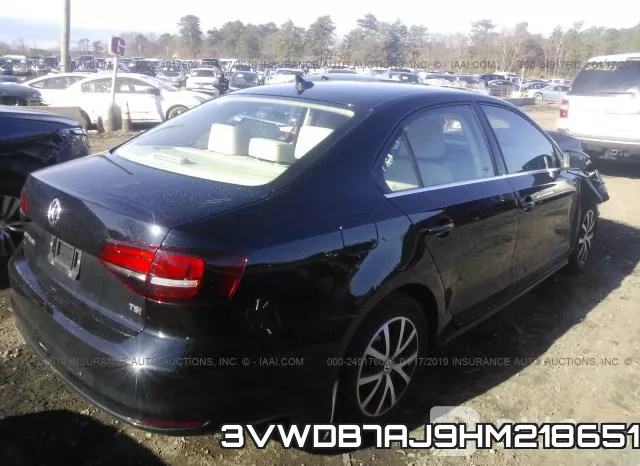 3VWDB7AJ9HM218651