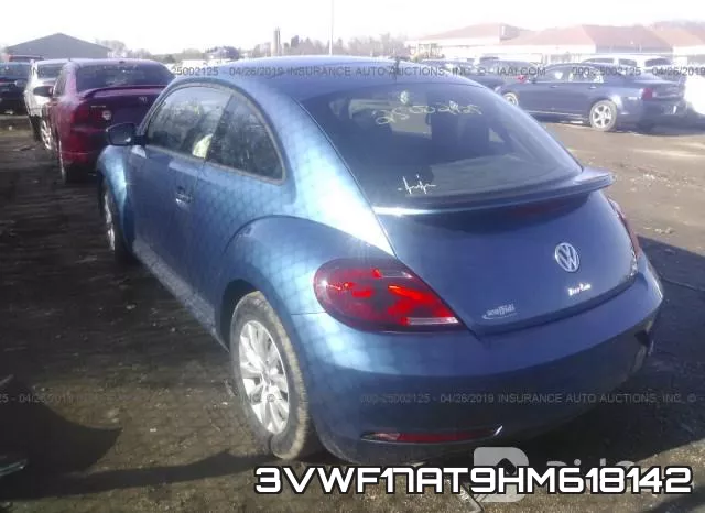 3VWF17AT9HM618142_3.webp