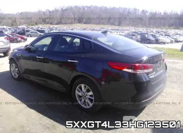 5XXGT4L33HG123501_3.webp