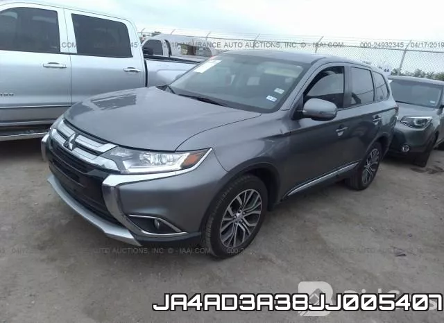 Mitsubishi Outlander, Se/Sel/Le