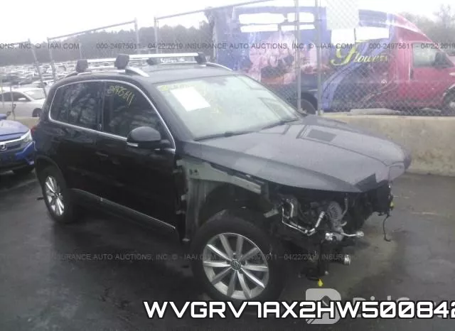 WVGRV7AX2HW500842_1.webp