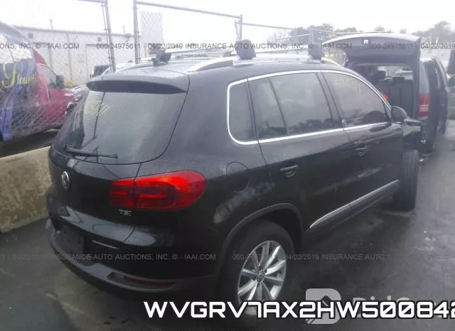 WVGRV7AX2HW500842_4.webp