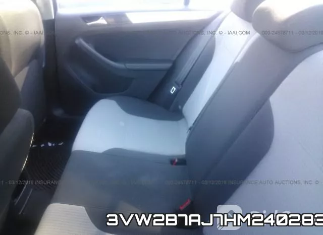 3VW2B7AJ7HM240283