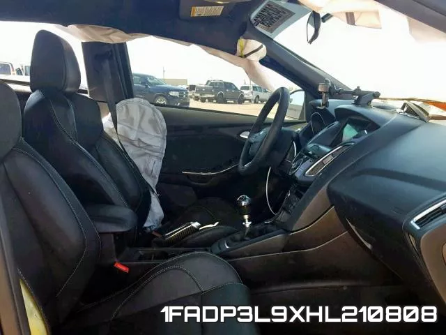 1FADP3L9XHL210808