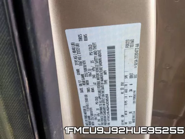 1FMCU9J92HUE95255_10.webp