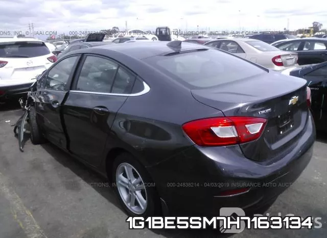 1G1BE5SM7H7163134_3.webp