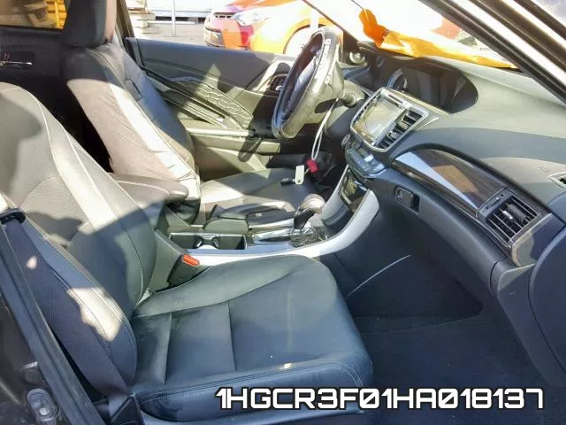 1HGCR3F01HA018137_5.webp