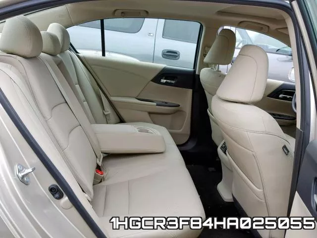 1HGCR3F84HA025055_6.webp
