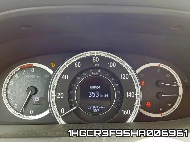 1HGCR3F95HA006961_8.webp
