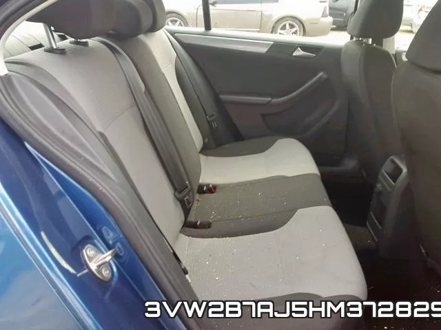 3VW2B7AJ5HM372829_6.webp