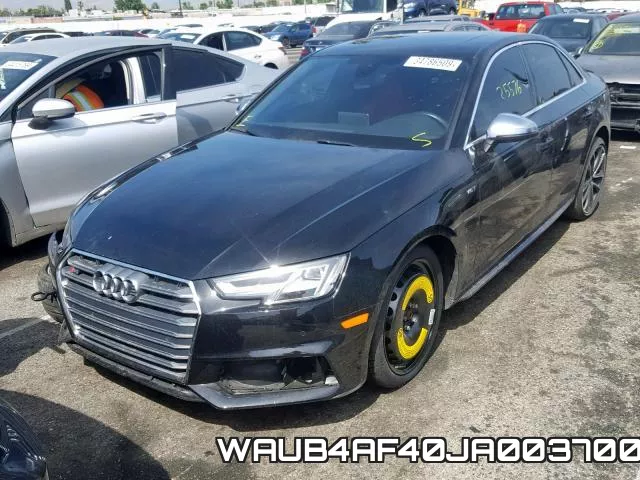 WAUB4AF40JA003700_2.webp