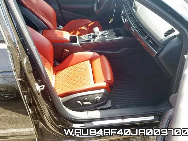 WAUB4AF40JA003700_5.webp