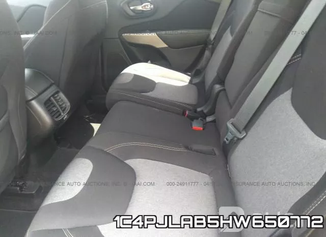 1C4PJLAB5HW650772_8.webp