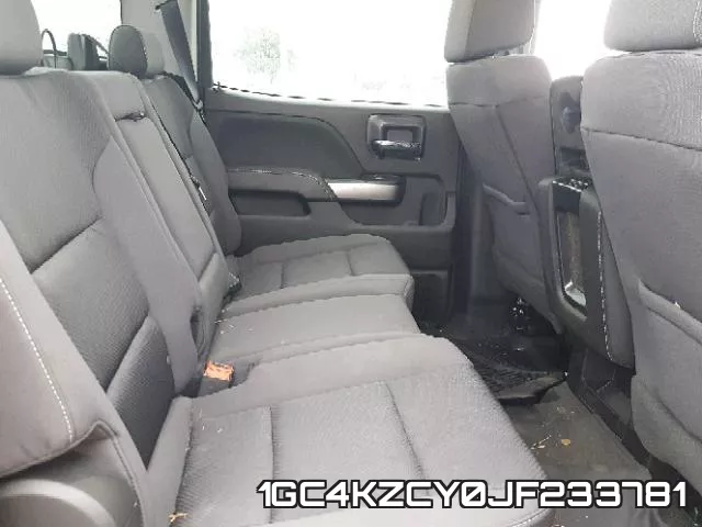 1GC4KZCY0JF233781_6.webp