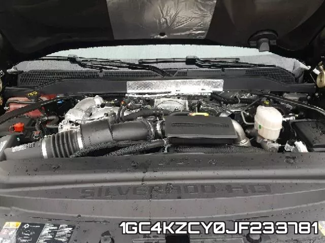 1GC4KZCY0JF233781_7.webp