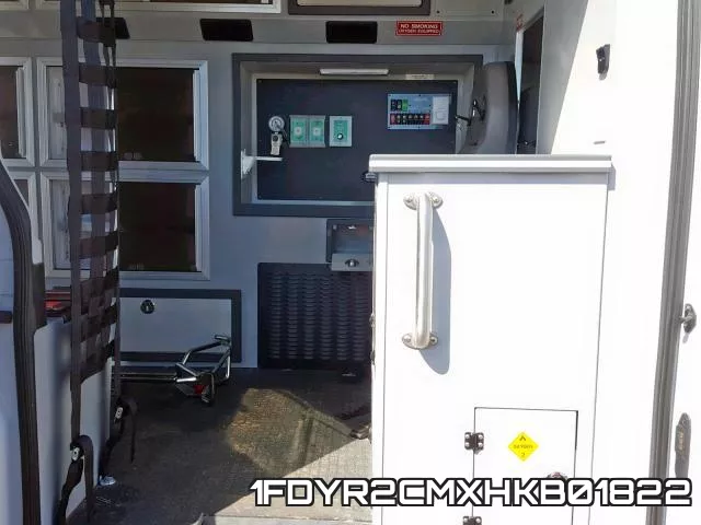 1FDYR2CMXHKB01822_6.webp