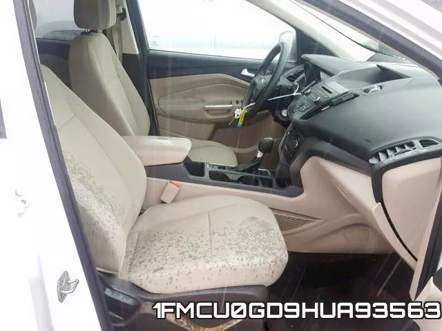 1FMCU0GD9HUA93563_5.webp