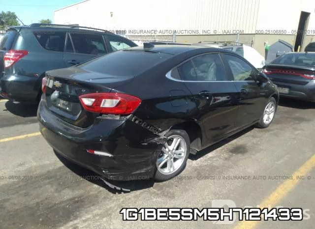 1G1BE5SM5H7121433_4.webp