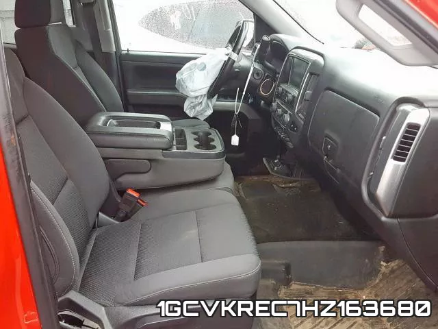 1GCVKREC7HZ163680_5.webp