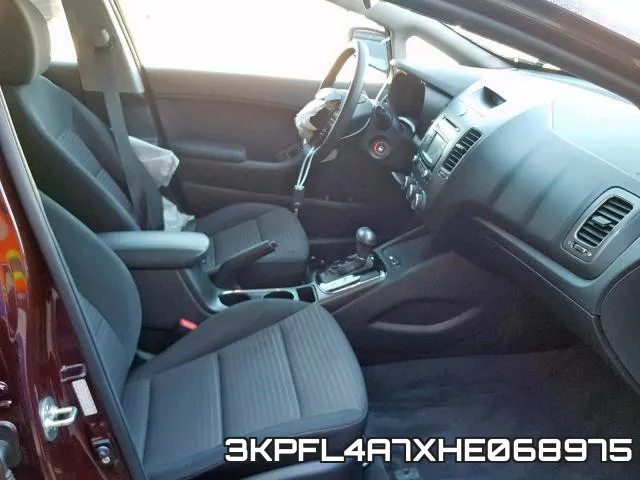 3KPFL4A7XHE068975_5.webp