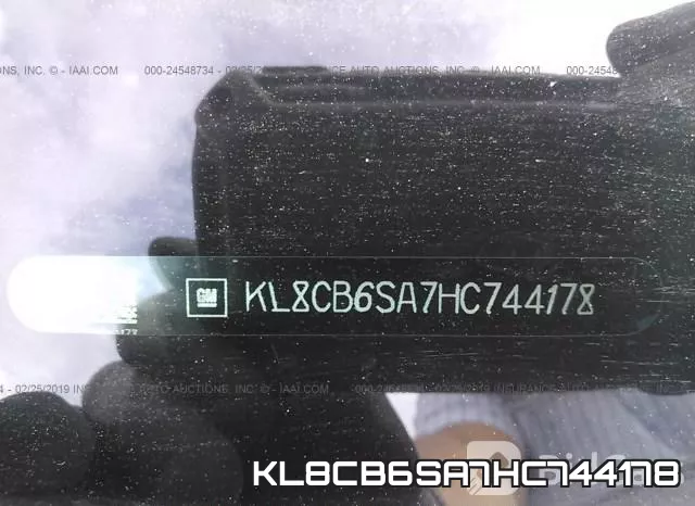 KL8CB6SA7HC744178_9.webp